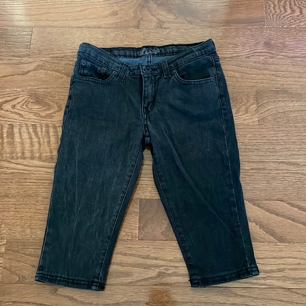 Pre-owned kids size 12 Regular capri jeans with adjustable waist.